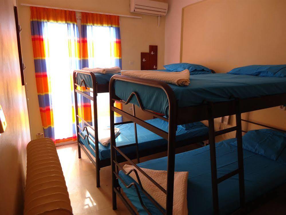 Athens International Youth Hotel And Hostel Екстер'єр фото